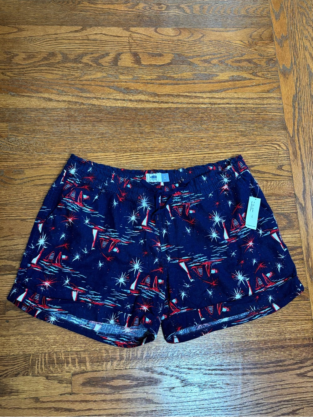 Navy Fireworks & Sailboats Women’s Linen Shorts - NWT